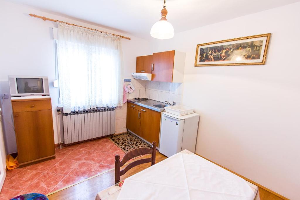 Apartments & Rooms Krk クルク 部屋 写真