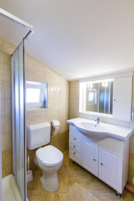 Apartments & Rooms Krk クルク 部屋 写真